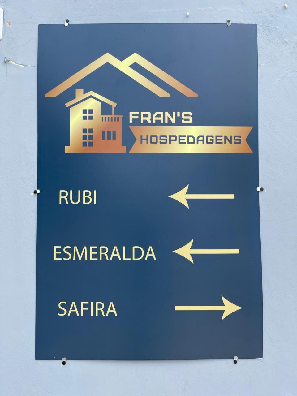 Casa de hóspedes Fran's - Hospedagens *